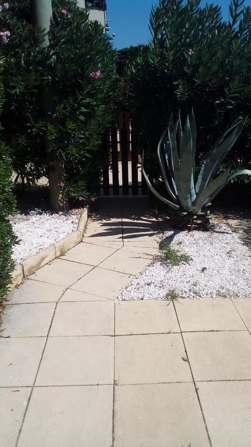 De 27 M² + 70 M² De Jardin A 100 M Des Plages * Cavalaire-sur-Mer